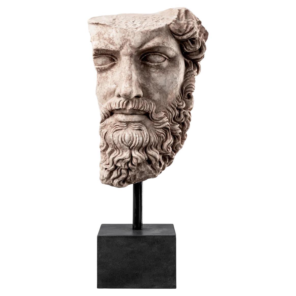 Escultura, Busto de mármol de Lucio al gusto de la Roma antigua.