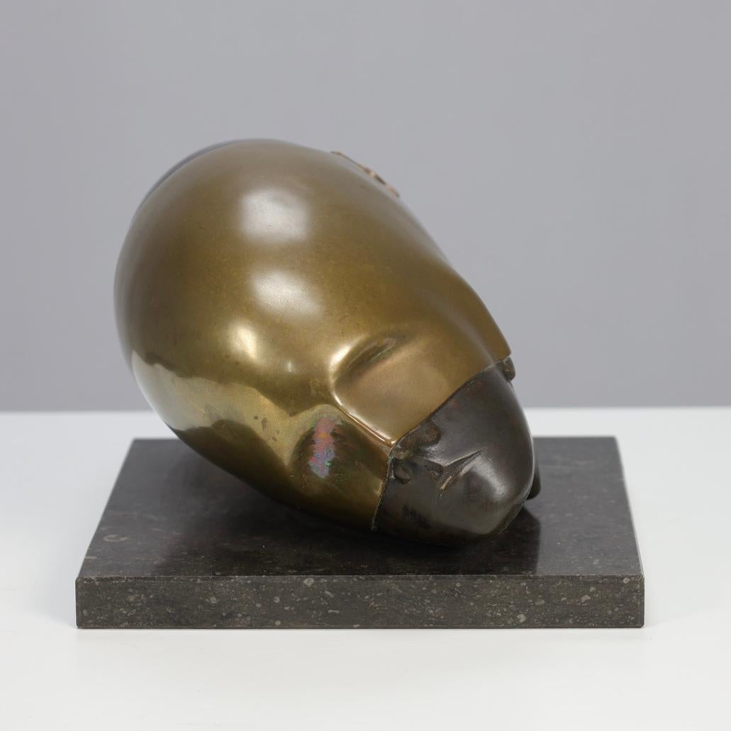 Escultura Rostro enmascarado de Jos van Vreeswijk en Excelente estado para la venta en DE KWAKEL, NL