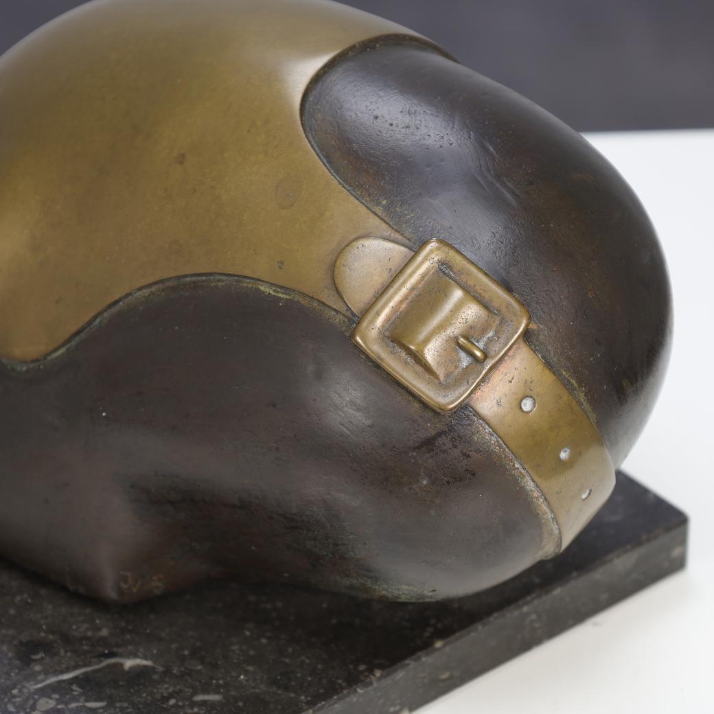 Escultura Rostro enmascarado de Jos van Vreeswijk Bronce en venta