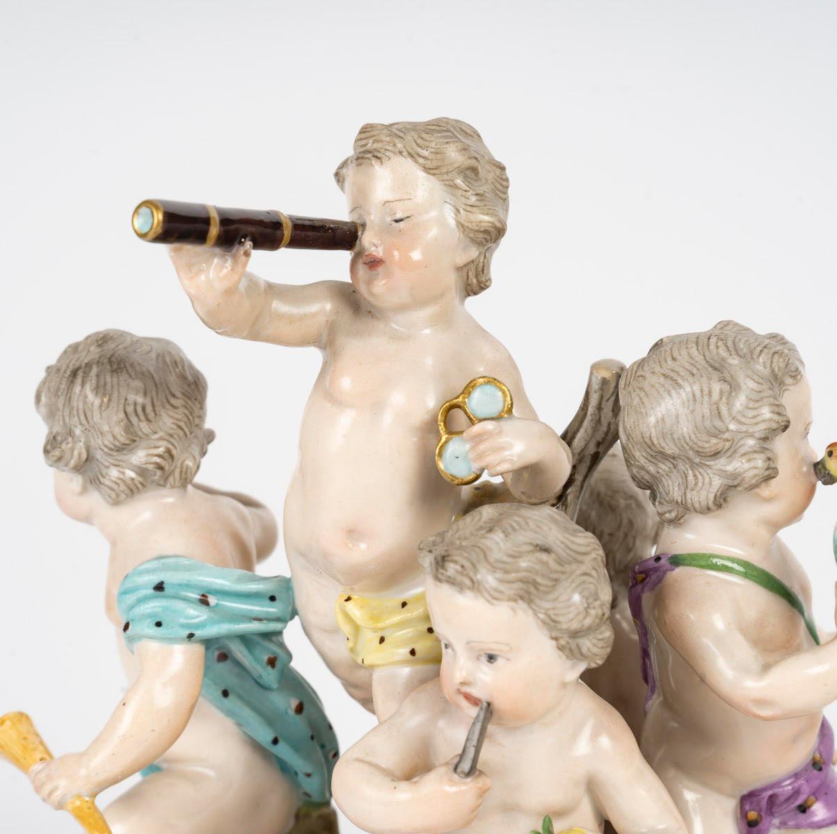 Scultura, Gruppo Meissen Porcelain, i 5 sensi, Periodo di Napoleone III. in vendita 2