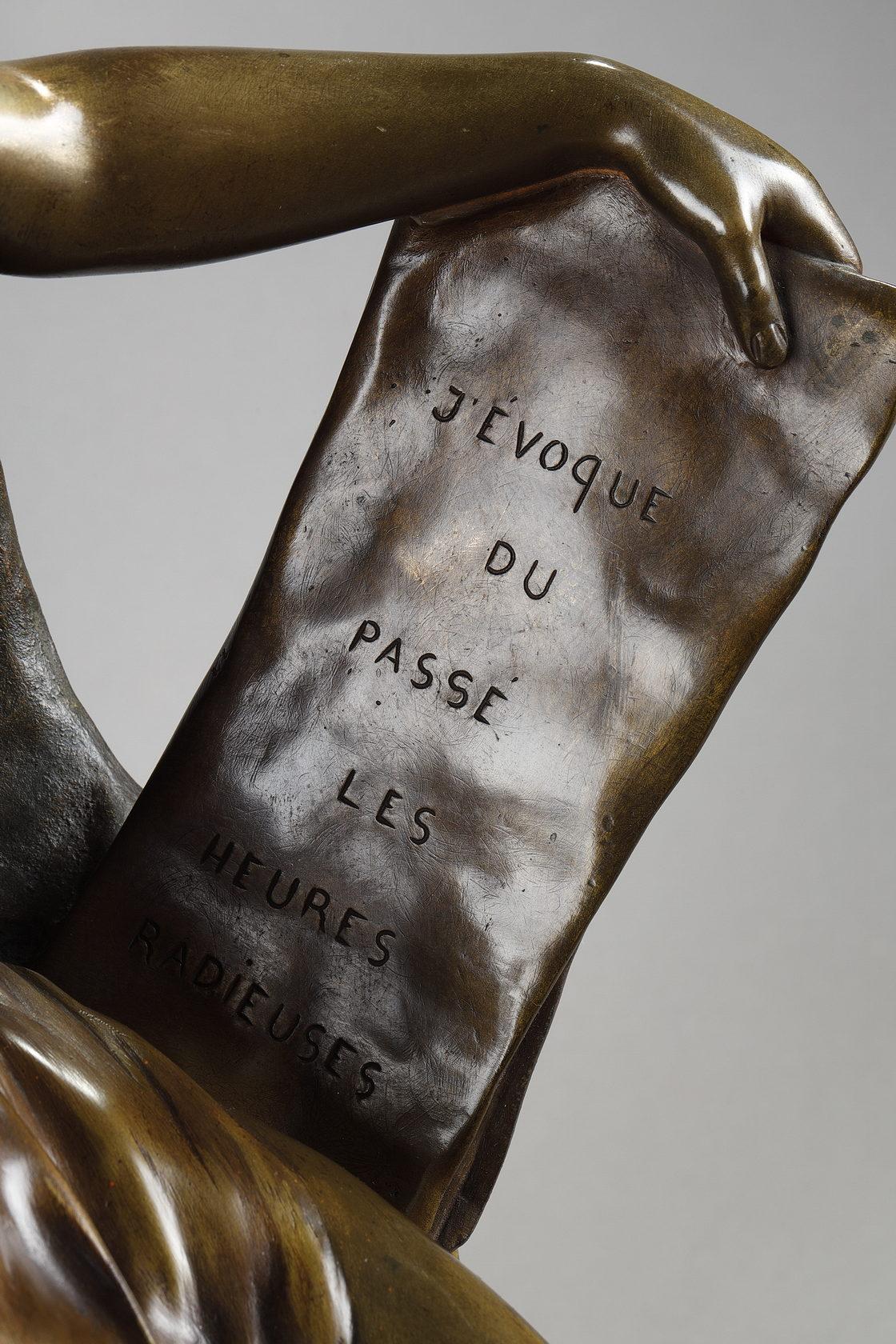 Sculpture Memoria en bronze patiné, signée Emile Louis Picault en vente 5