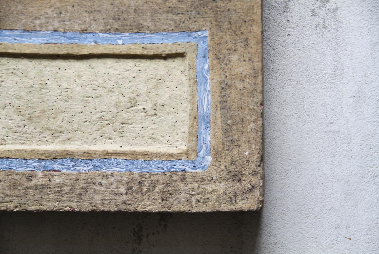 Ceramic sculpture murale terre cuite et émaux travail des années 1970 For Sale