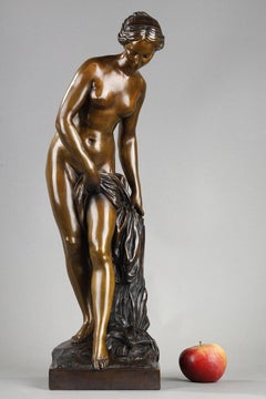 Skulptur „Nymph, der in den Bademantel geht“, nach Etienne Maurice Falconnet