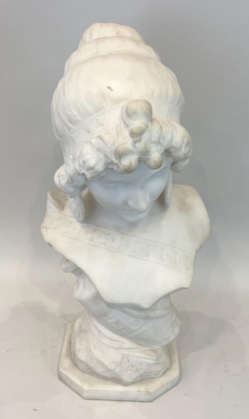 Escultura de busto en mármol de Carrara de Isidore Loli, siglo XIX. en venta 2