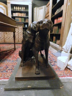 Sculpture of a Couple of Dogs in Cast Iro, Single Base, Garden Element Decor