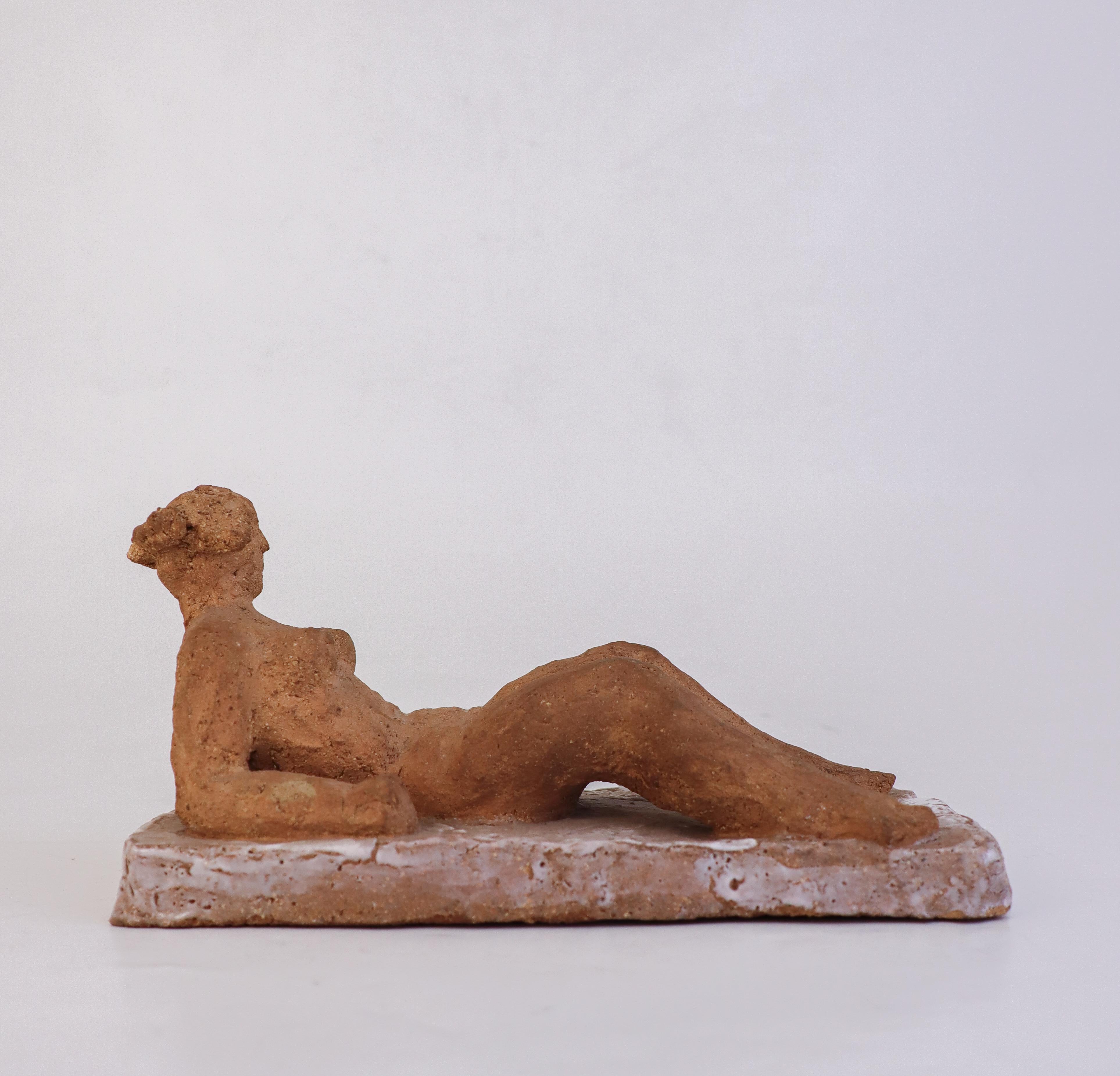Swedish Sculpture of a laying woman - Åke Holm - Höganäs For Sale