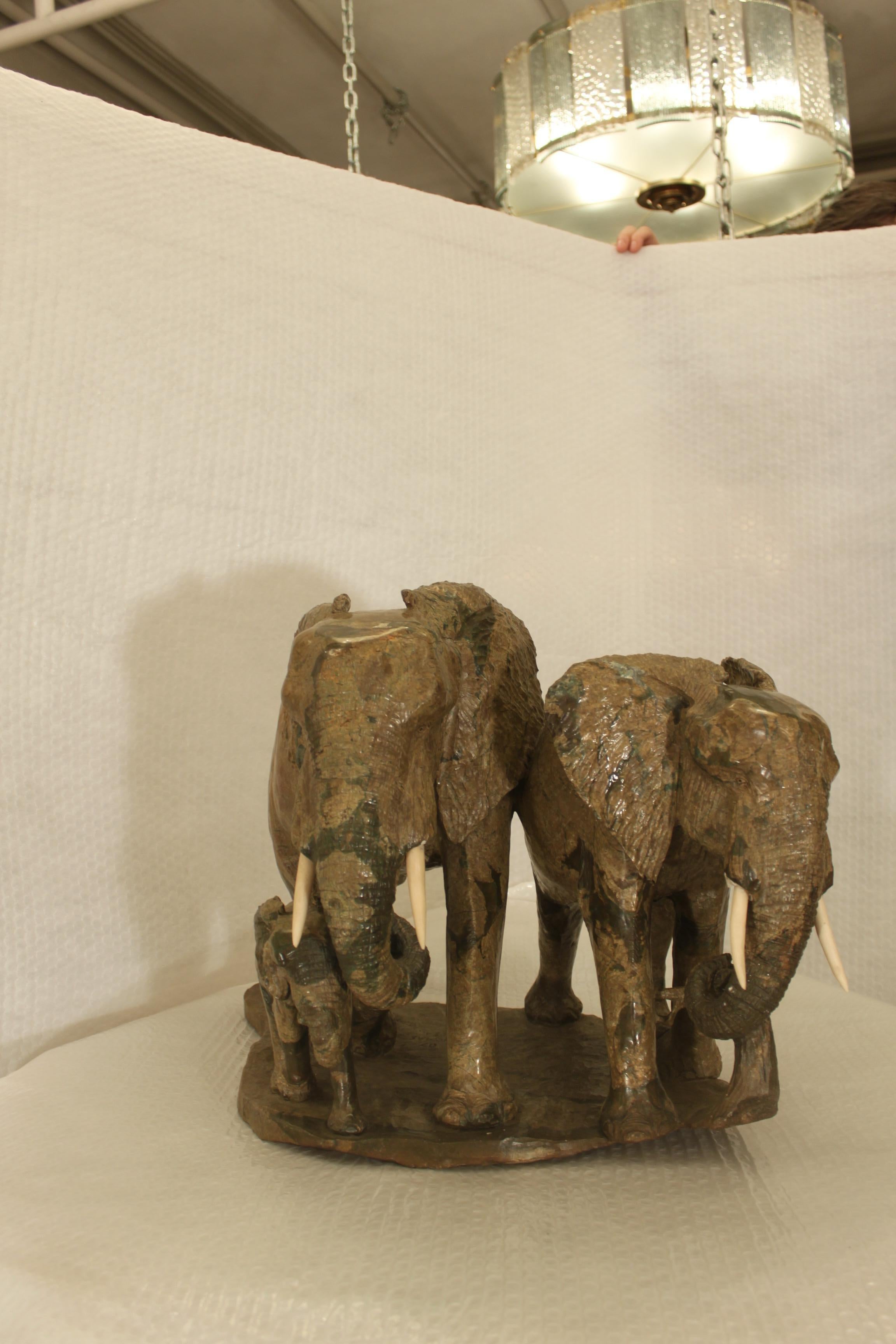 Sculpture of a Lovely Elephant Family in Verdite For Sale 2