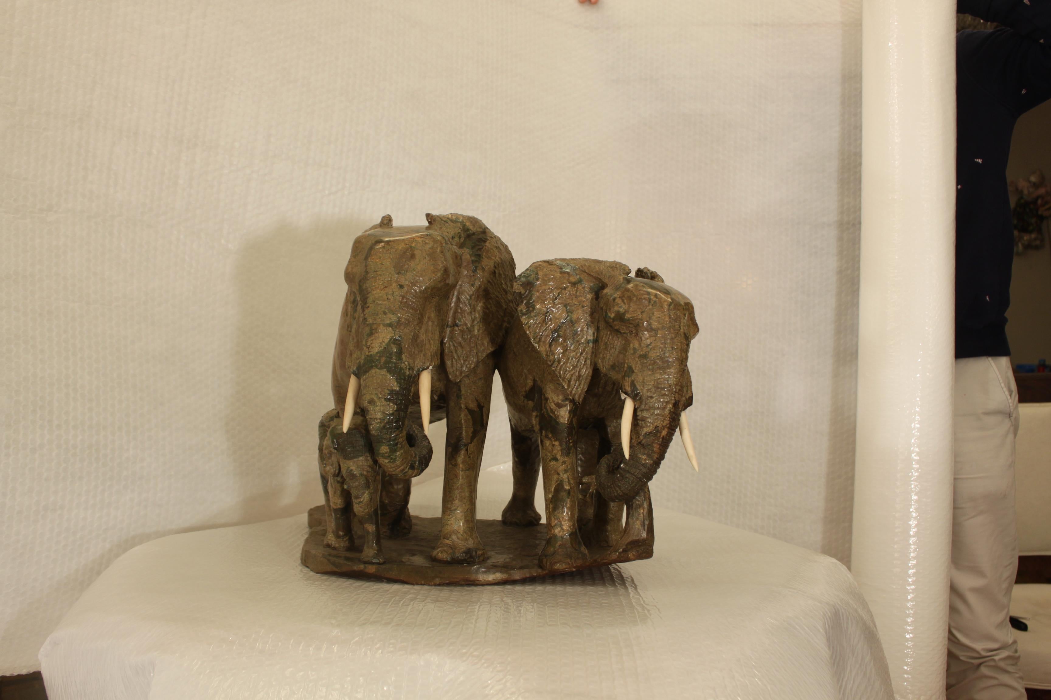 Sculpture of a Lovely Elephant Family in Verdite  For Sale 7