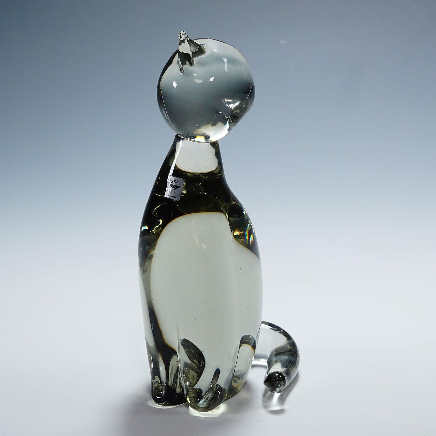 German Sculpture of a Stylized Cat Designed by Livio Seguso for Graal Glass For Sale