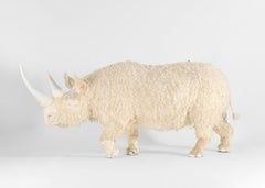 Scultura di un rinoceronte bianco in lana della collezione di Thierry Despont
