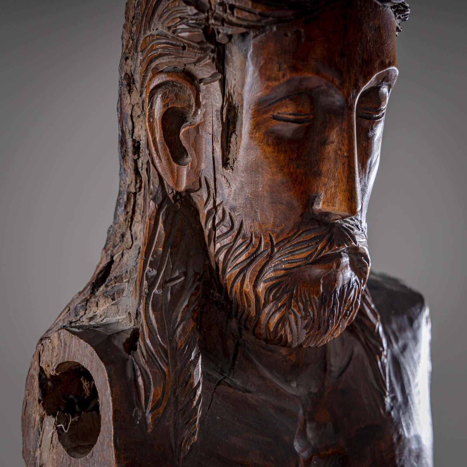 Scultura di Cristo in stile romanico, XIX/XX secolo in vendita 2