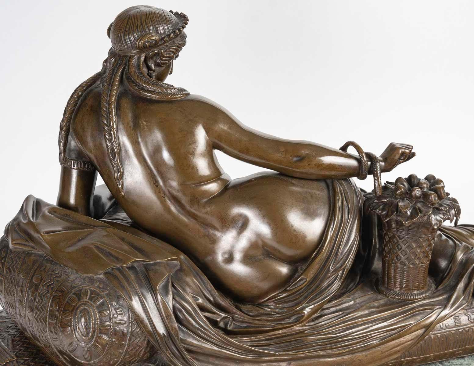 Sculpture of Cleopatra Reclining, Sculpture Signed Barbedienne, Napoleon Period. For Sale 3