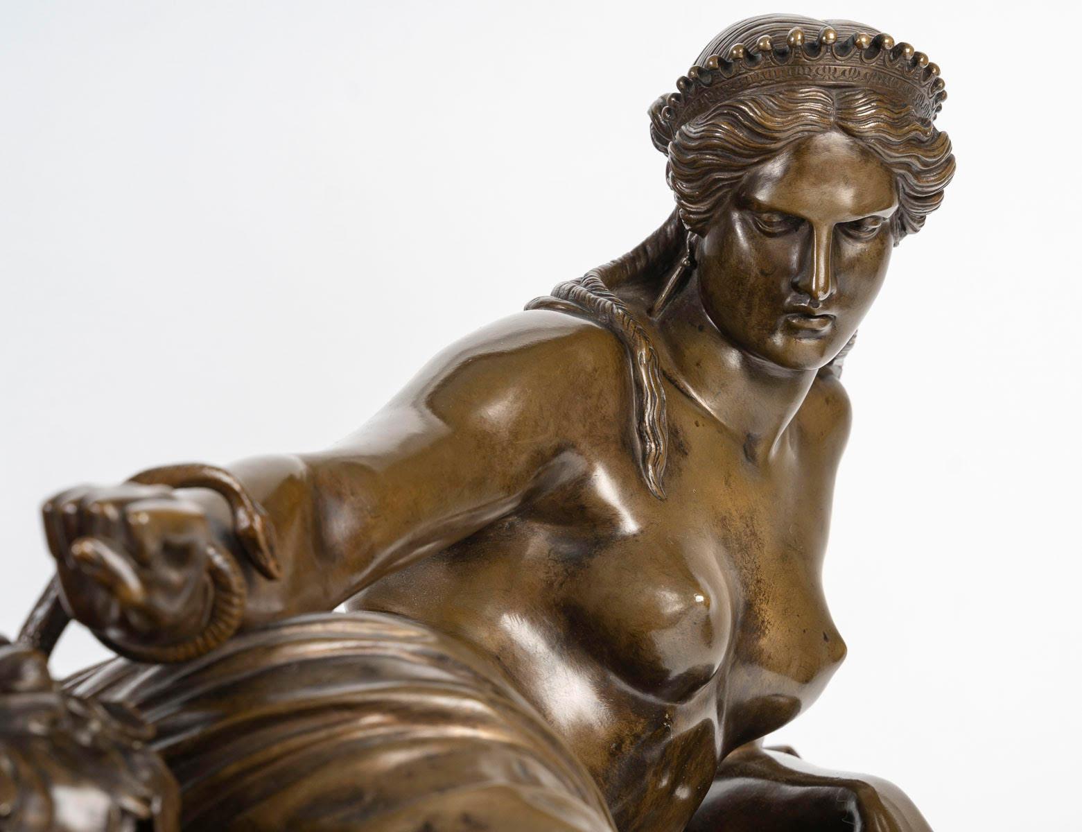 Sculpture of Cleopatra Reclining, Sculpture Signed Barbedienne, Napoleon Period. For Sale 1