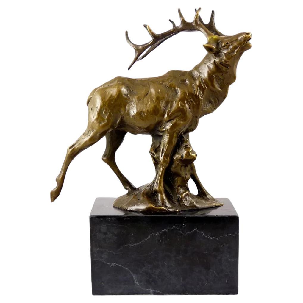 Escultura de Ciervo Bronce, El ciervo bramando en venta