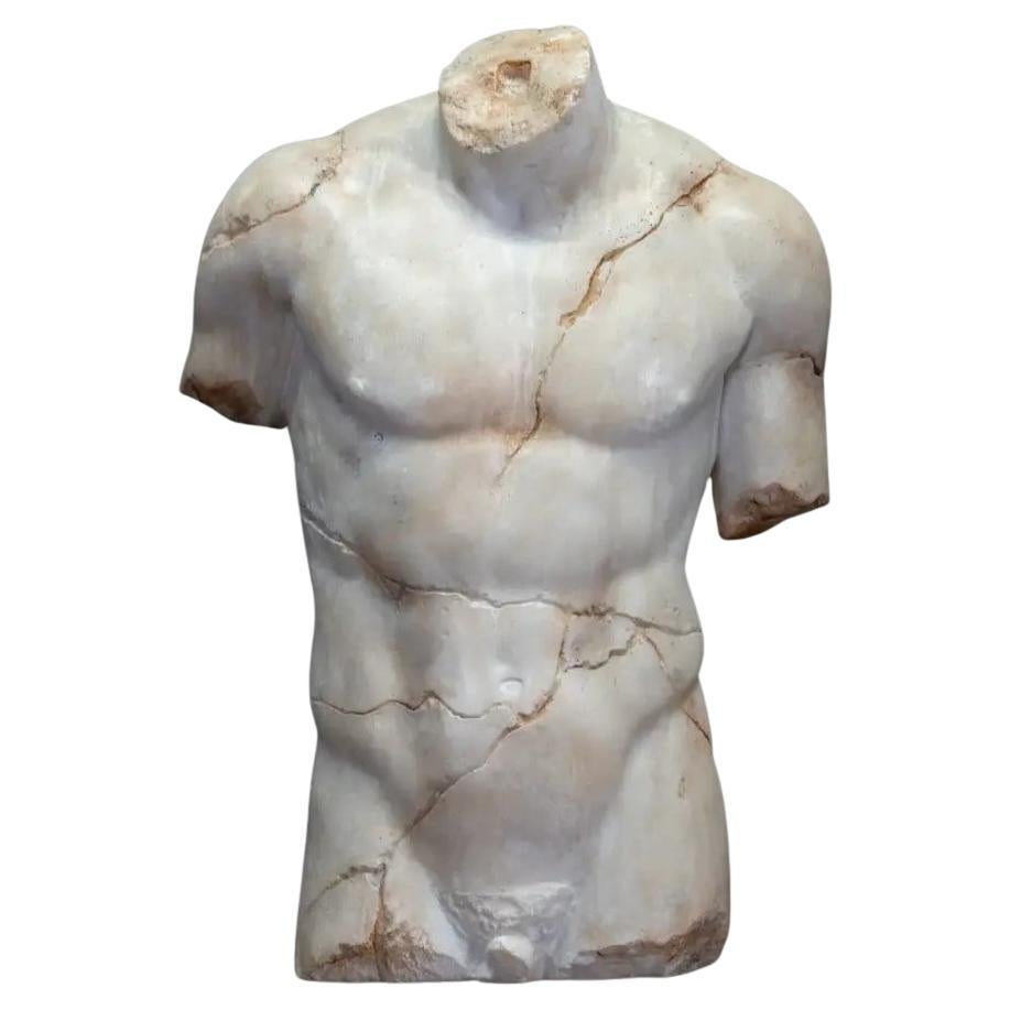 Scultura di torso greco in resina, finitura in marmo, stile greco antico