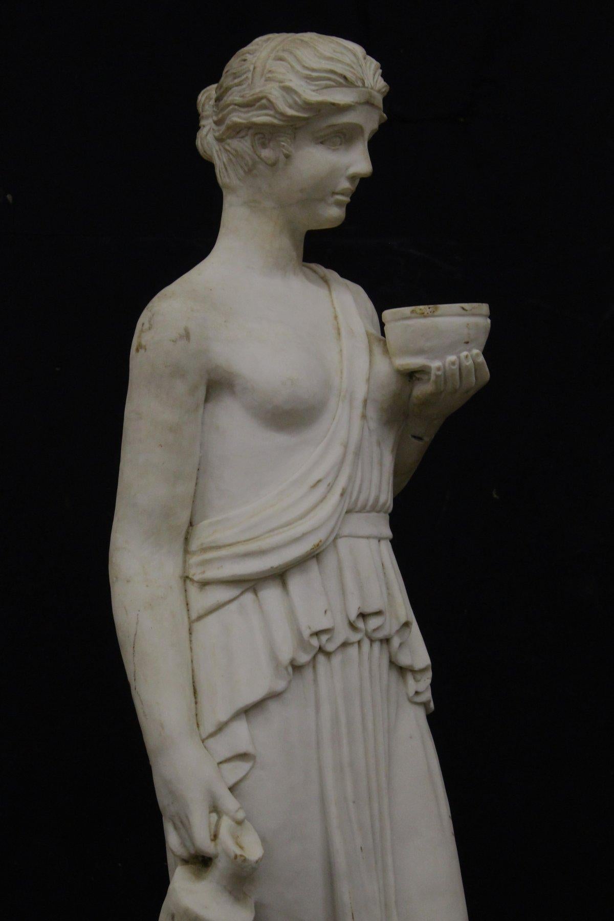 Italiano Scultura di Ebe, basata sul modello di Thorwaldse in vendita