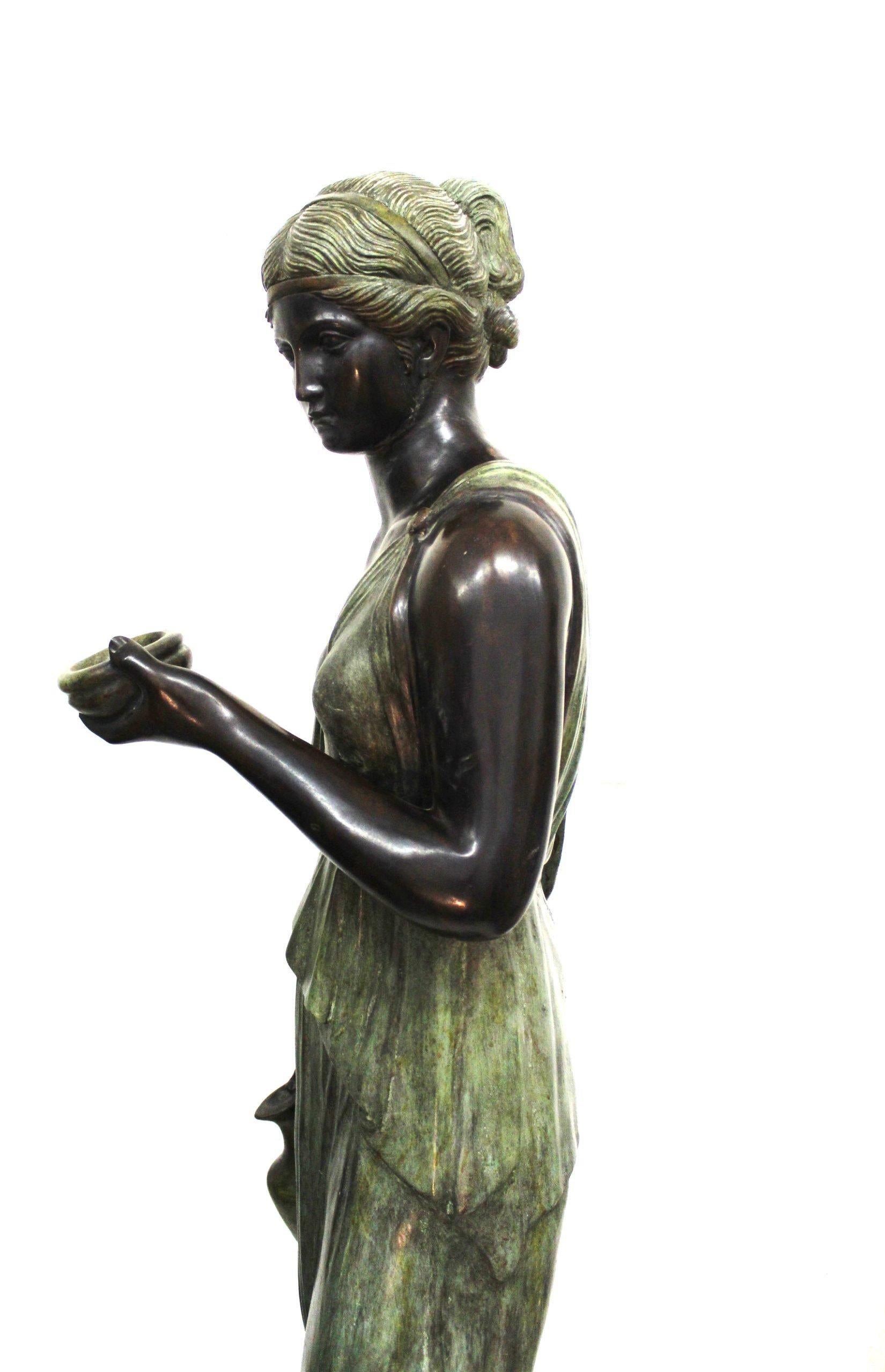 XX secolo Scultura di Ebe, dal modello di Thorwaldse h162 cm in vendita