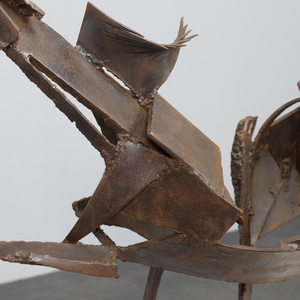 Sculpture de cheval de fer par Raphael Saintenoy, Europe années 1960 en vente 1