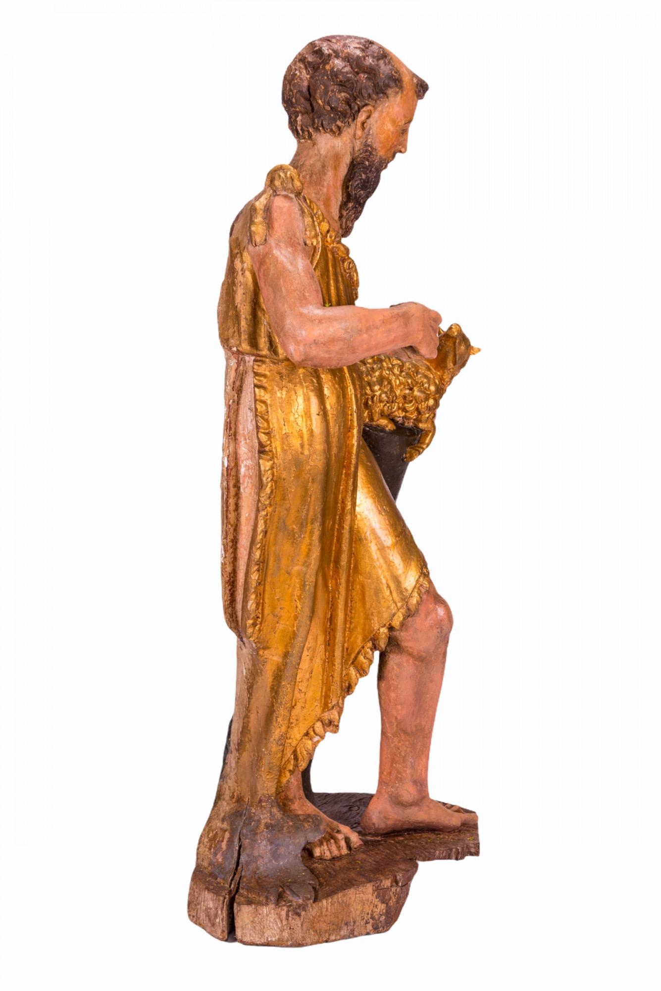 Frühe spanische vergoldete und polychromierte geschnitzte Holzskulptur von Johannes dem Täufer aus dem 16.