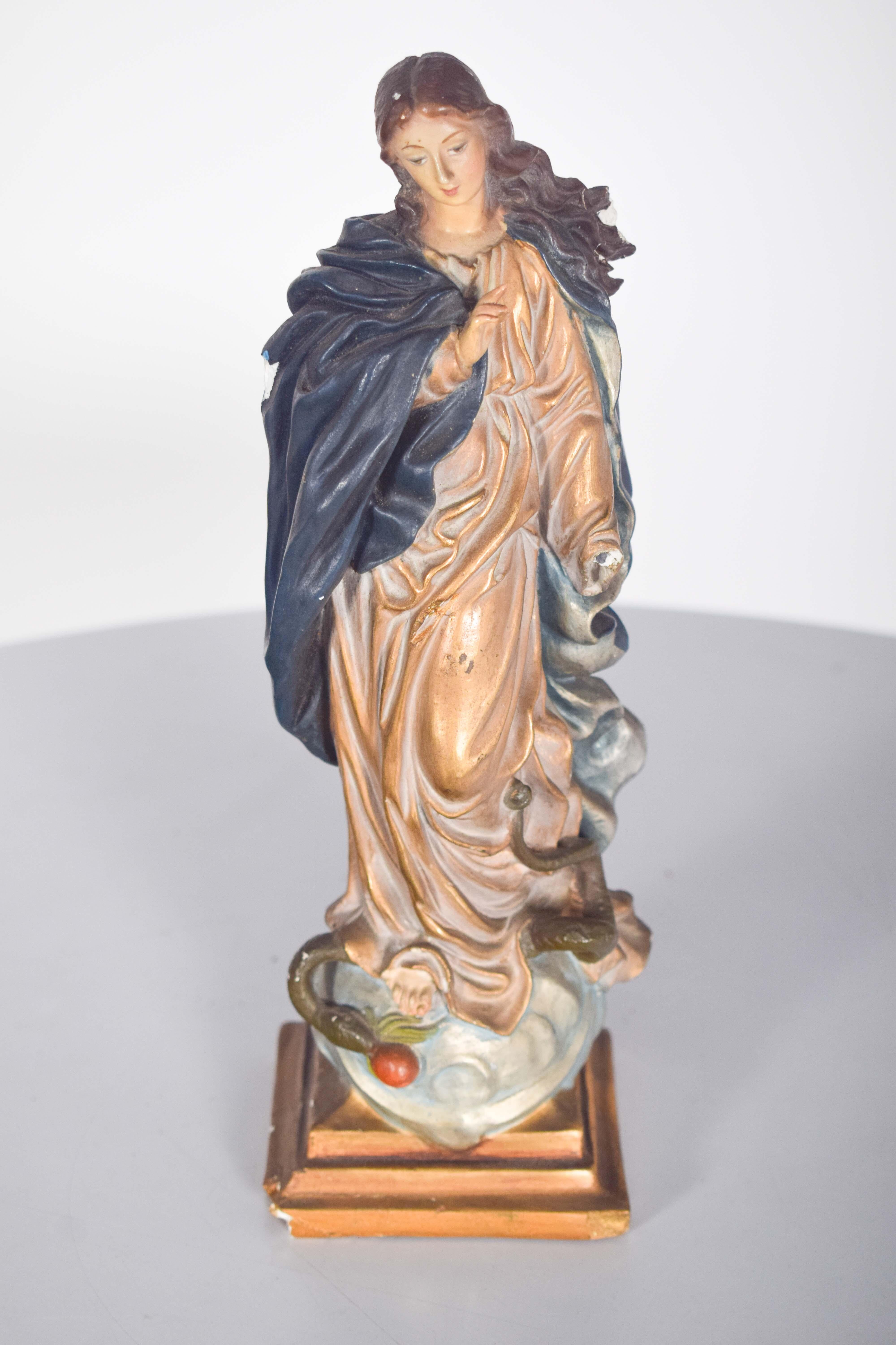Dipinto a mano Scultura della Madonna delle Grazie, in gesso in vendita