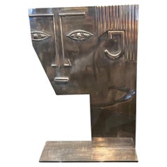 Sculpture de tête d'homme réalisée par Werkstätte Hagenauer Wien