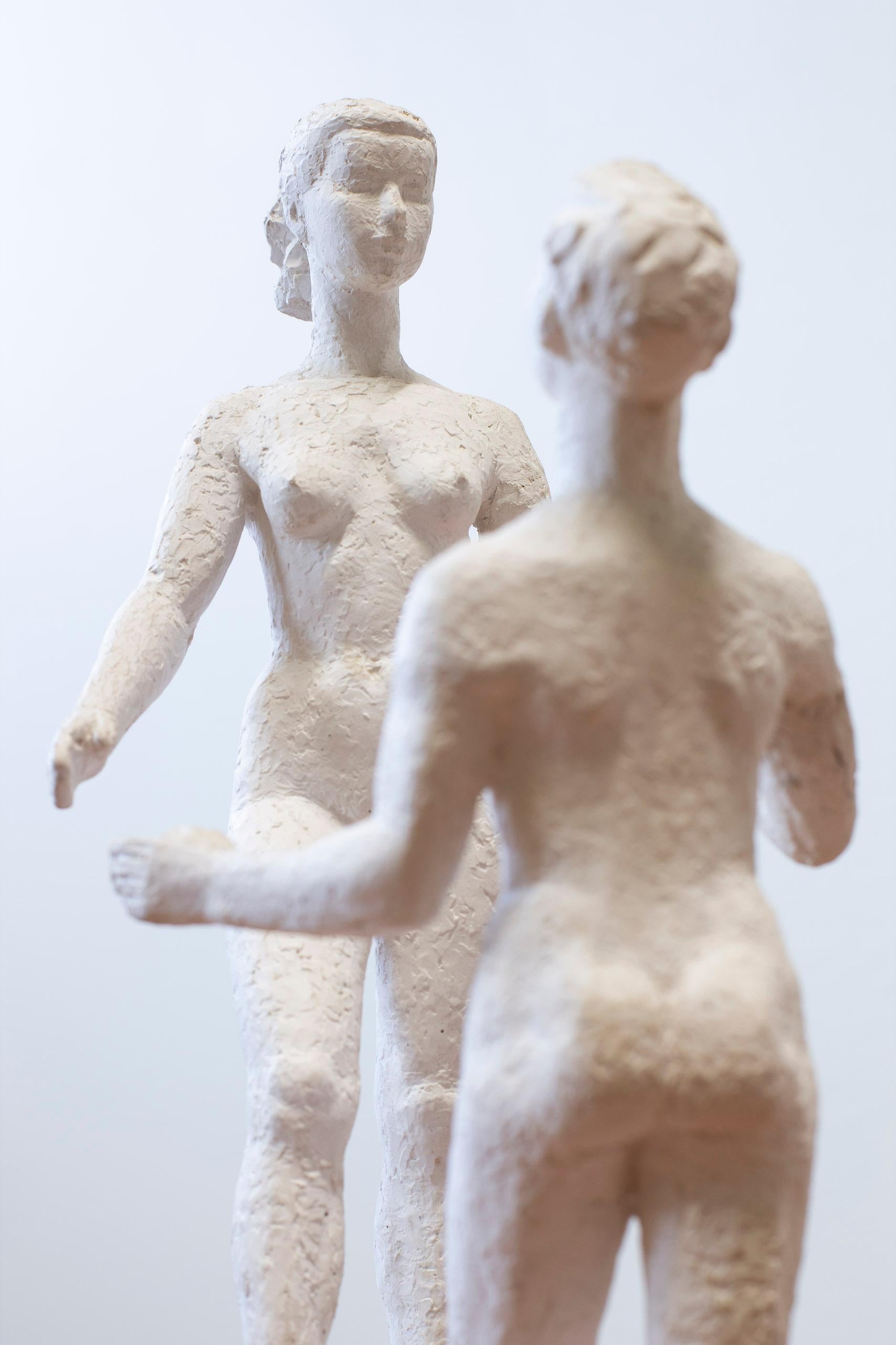 Skulptur eines nackten Paares aus Gips des schwedischen Künstlers Emil Näsvall, 1950er Jahre (Schwedisch) im Angebot