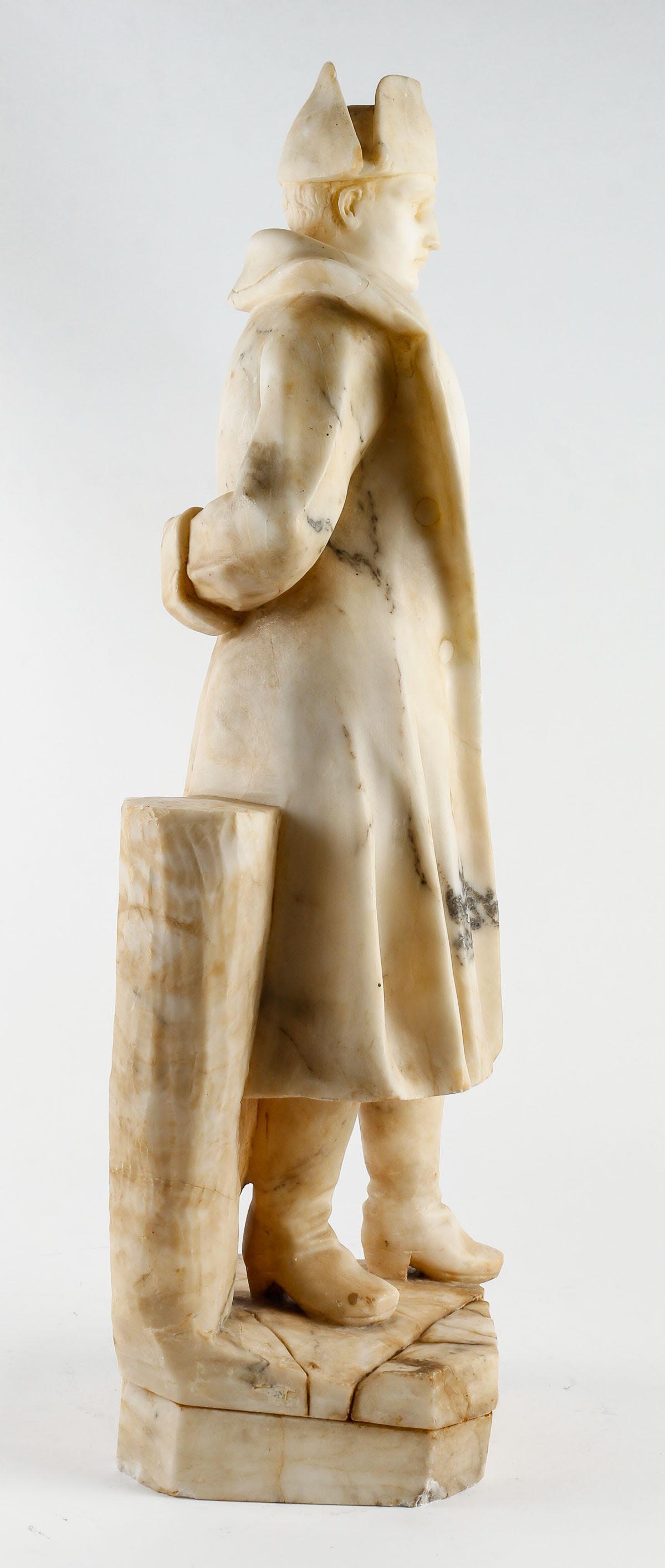 Sculpture of Napoleon in Alabaster, Early 20th Century. In Good Condition In Saint-Ouen, FR