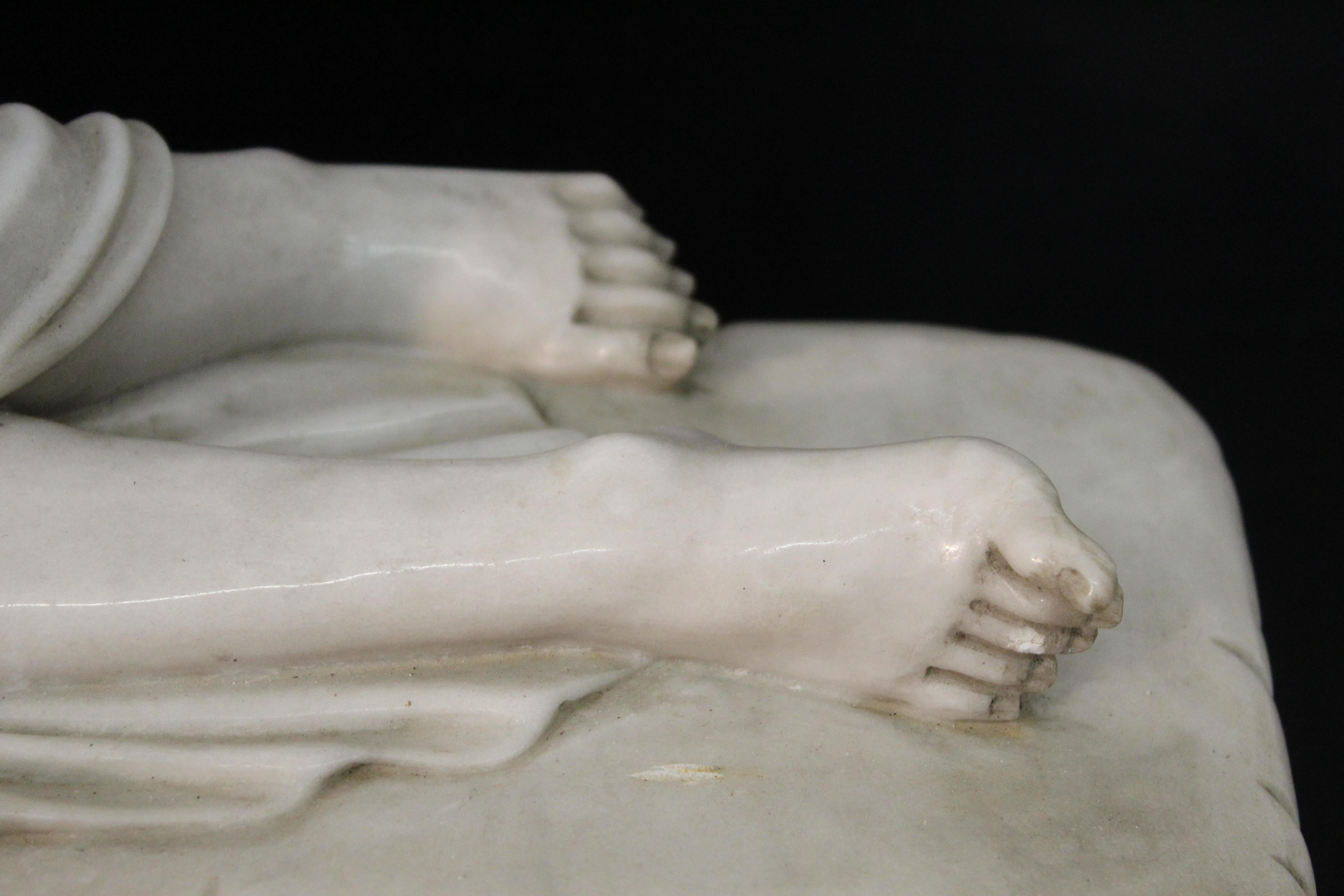 20th Century Sculpture of Pauline Bonaparte in marble, Carrara marble sculpture, mallachite For Sale