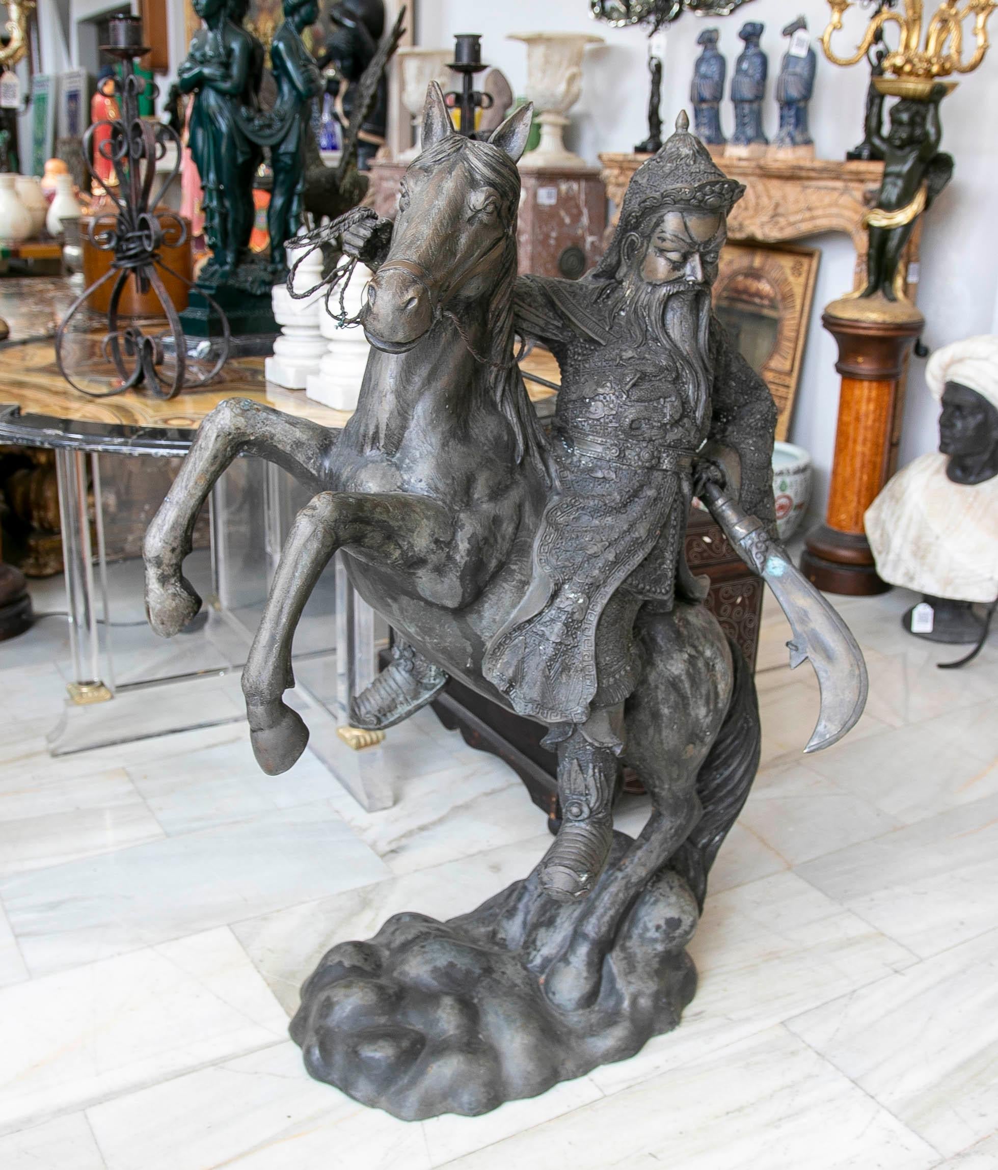 Sculpture of Persian Warrior in Bronze on Horseback with Sword  In Good Condition For Sale In Marbella, ES