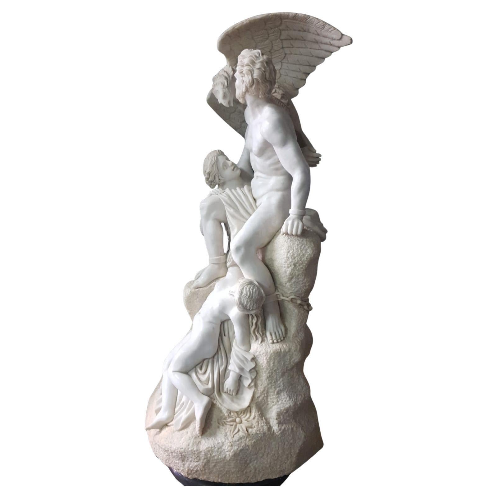 Escultura de Prometeo y las Ninfas del Océano en Bueno Estado en Rome, IT