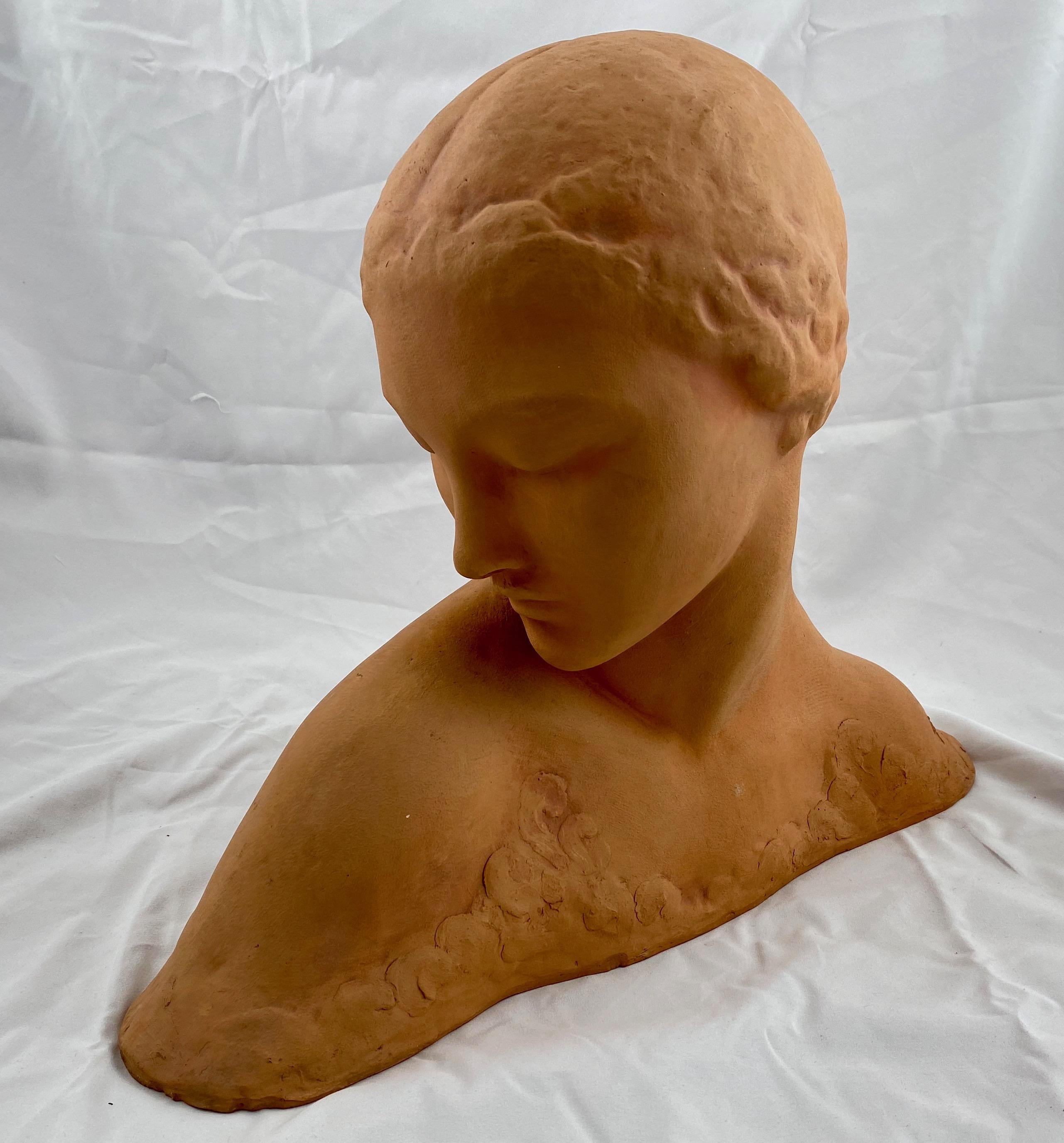 A really beautiful bust signed Gennarelli and dated 1941. Made of terracotta. A Gennarelli was born in Naples and produced various works over his career. He exhibited at the Paris salon from 1913 until his death.