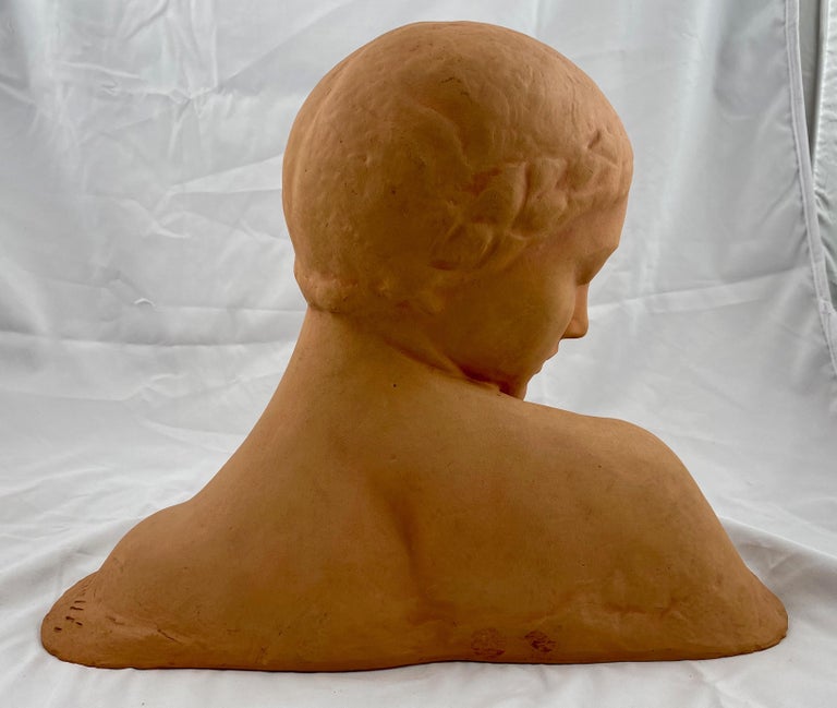 Sculpture of Terracotta Signed Amedeo Gennarelli and Dated 1941 In Good Condition For Sale In Stockholm, SE