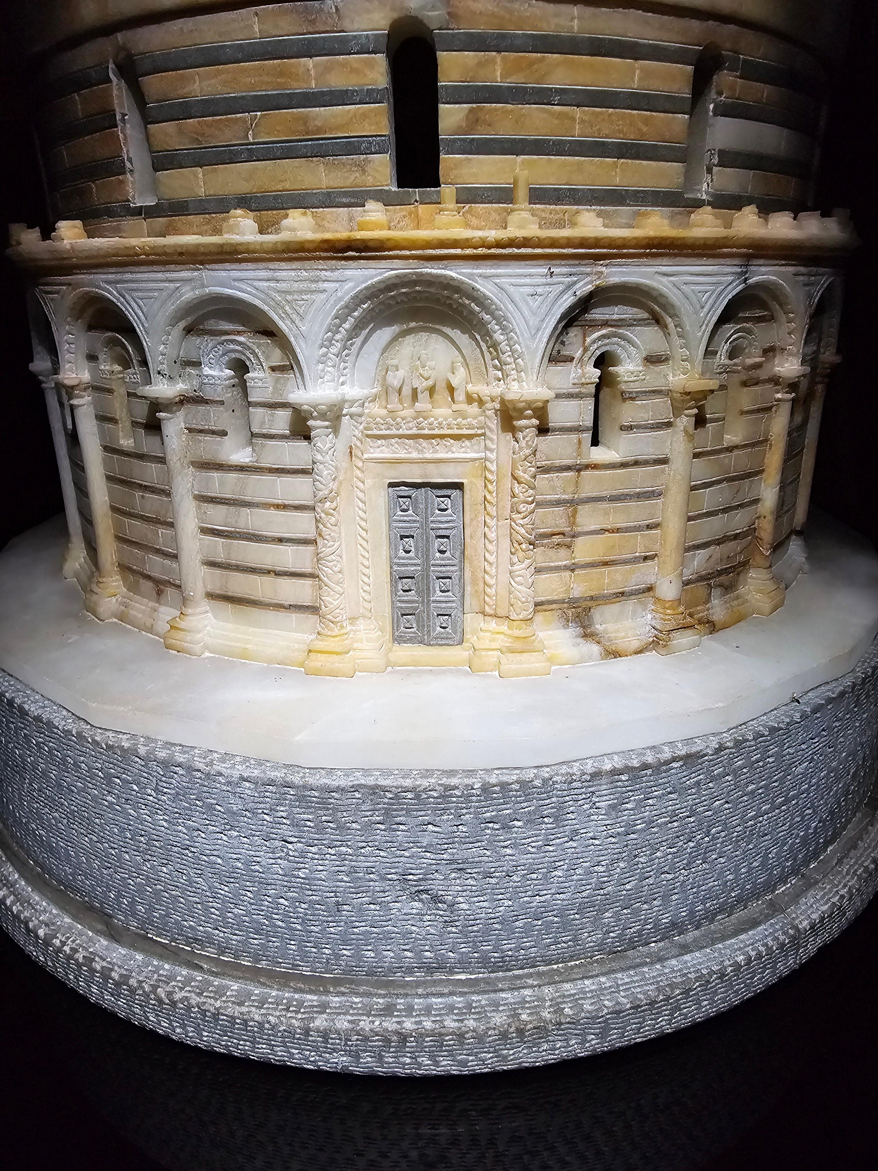  Sculpture of The Baptistery, Pisa - Giuseppe Andreoni's Grand Tour In Good Condition For Sale In Madrid, ES