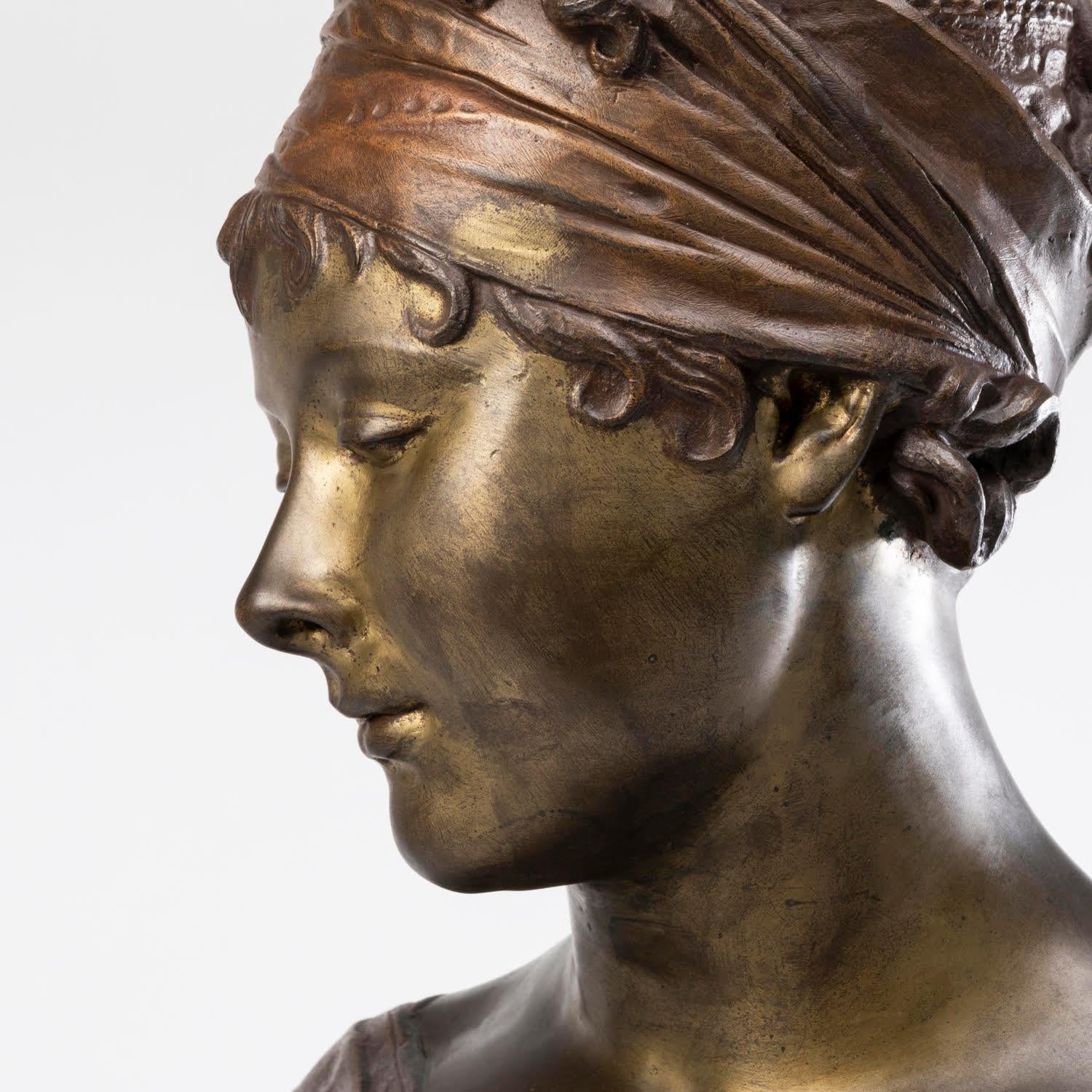 Sculpture of the Bust of Madame Récamier, Patinated Bronze, Napoleon III Period. For Sale 7
