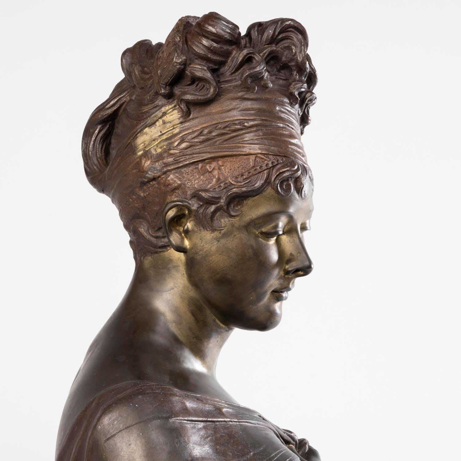 Sculpture of the Bust of Madame Récamier, Patinated Bronze, Napoleon III Period. For Sale 9