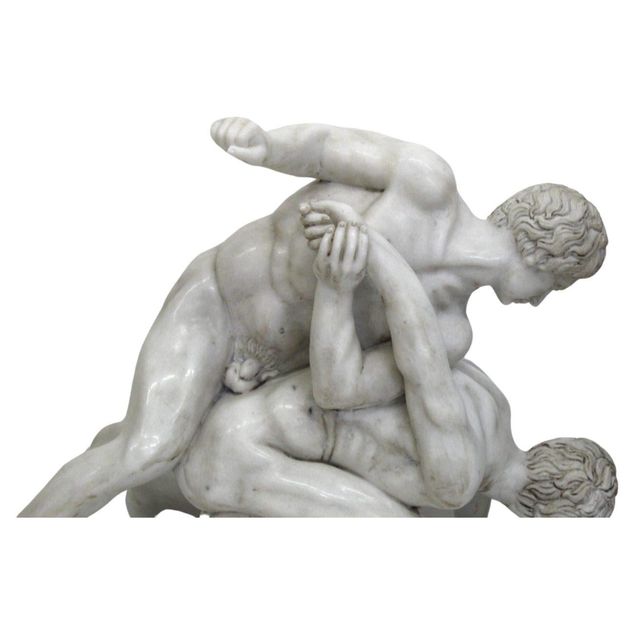 Sculpture of Wrestlers, in white marble, 20th century, made on the model of the Greco-Roman original, excellent condition. ADDITIONAL PHOTOS, INFORMATION OF THE LOT AND QUOTE FOR SHIPPING COST CAN BE REQUEST BY SENDING AN EMAIL, ULTERIORI FOTO,
