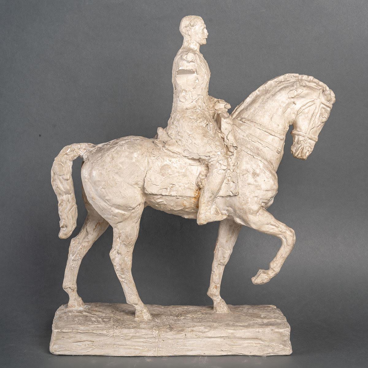 Sculpture, Original Plaster for the Monument of Maréchal Foch by Robert Wlerick. In Good Condition For Sale In Saint-Ouen, FR