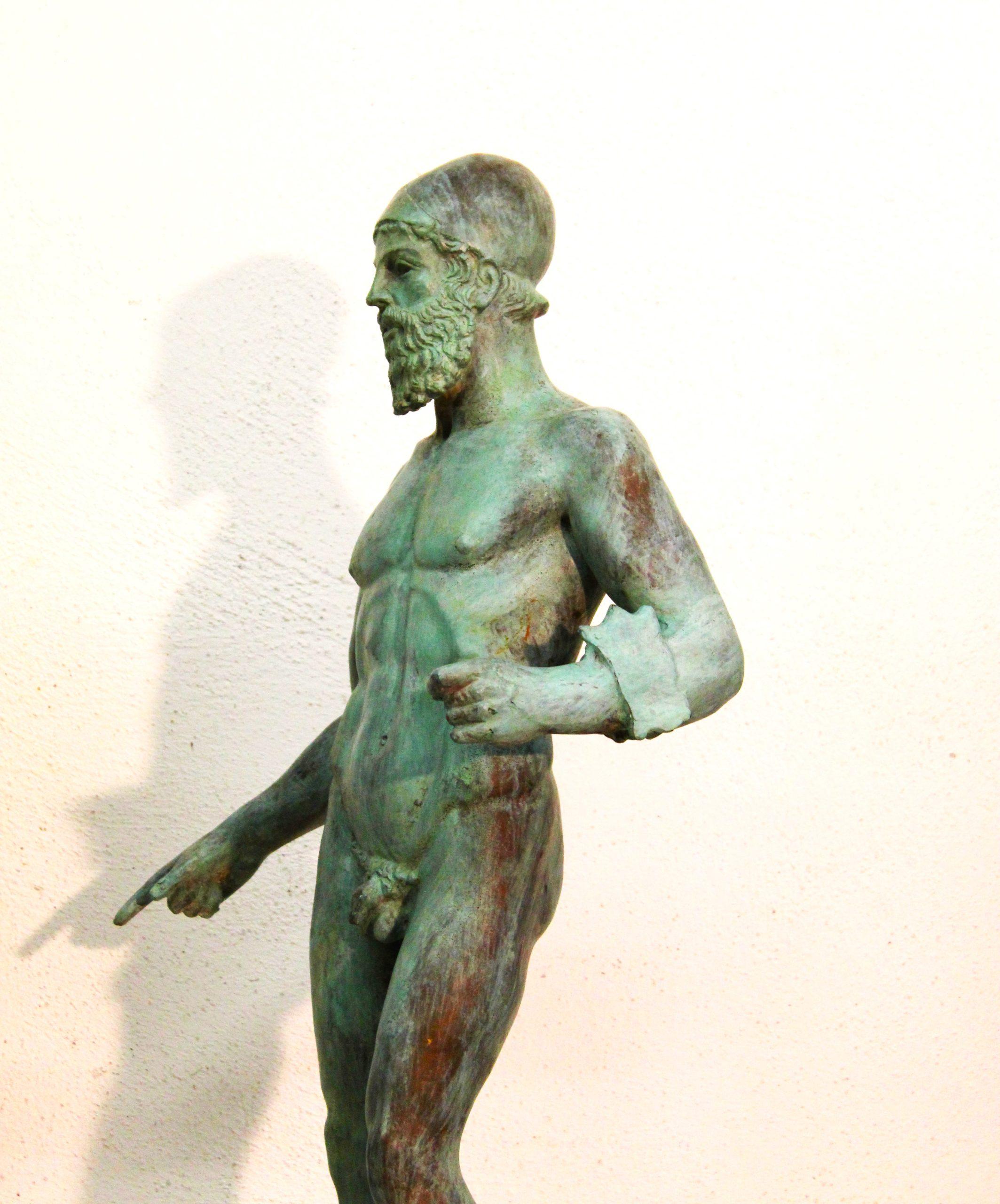 Skulptur, Paar Skulpturen von Riace aus Bronzen (20. Jahrhundert) im Angebot