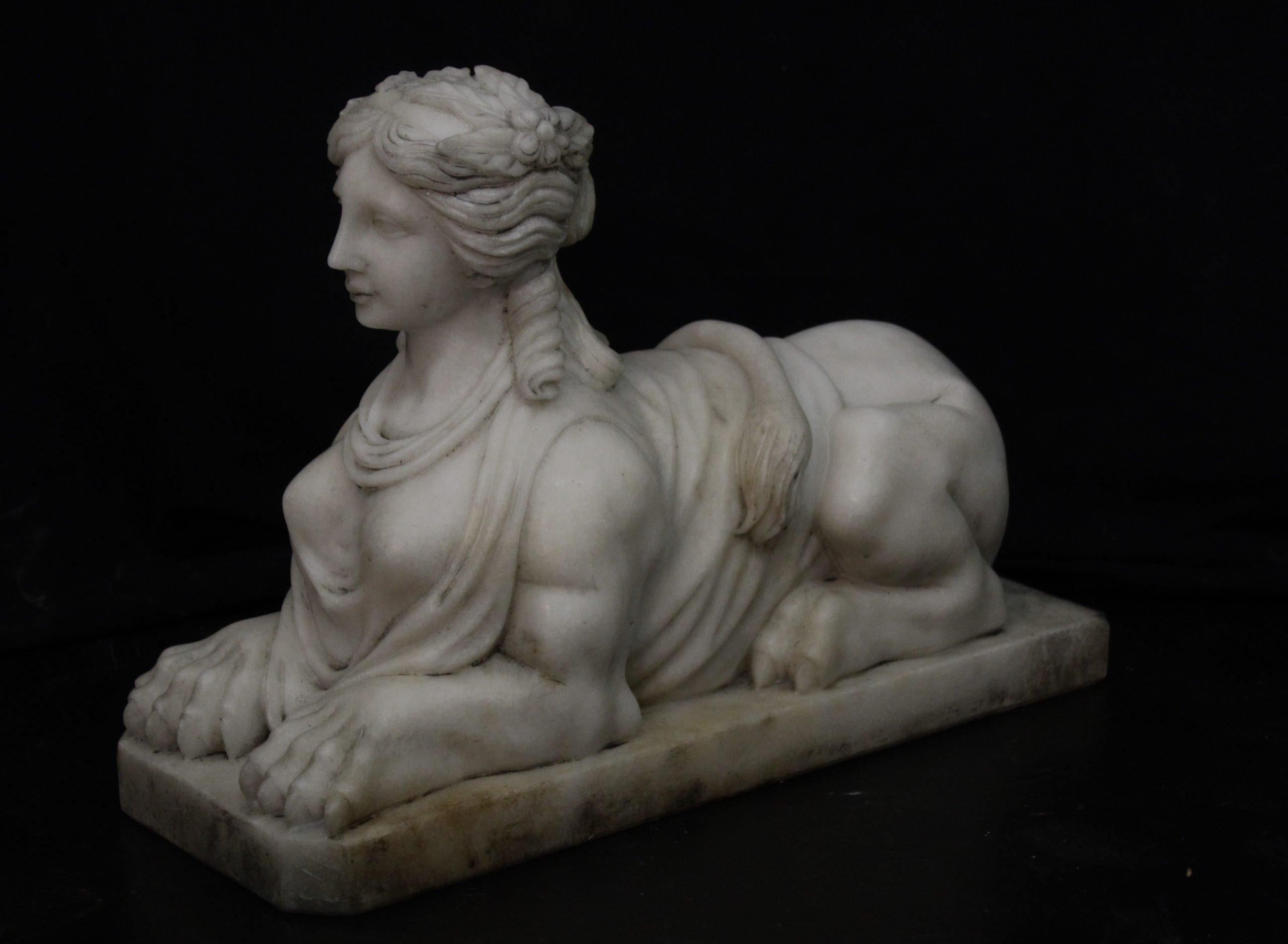 Sculpture, Pair of Sphinxes, Bust in Carrara marble, sculpture in marble For Sale 1