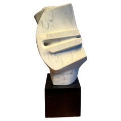 Escultura par Minoru Kano