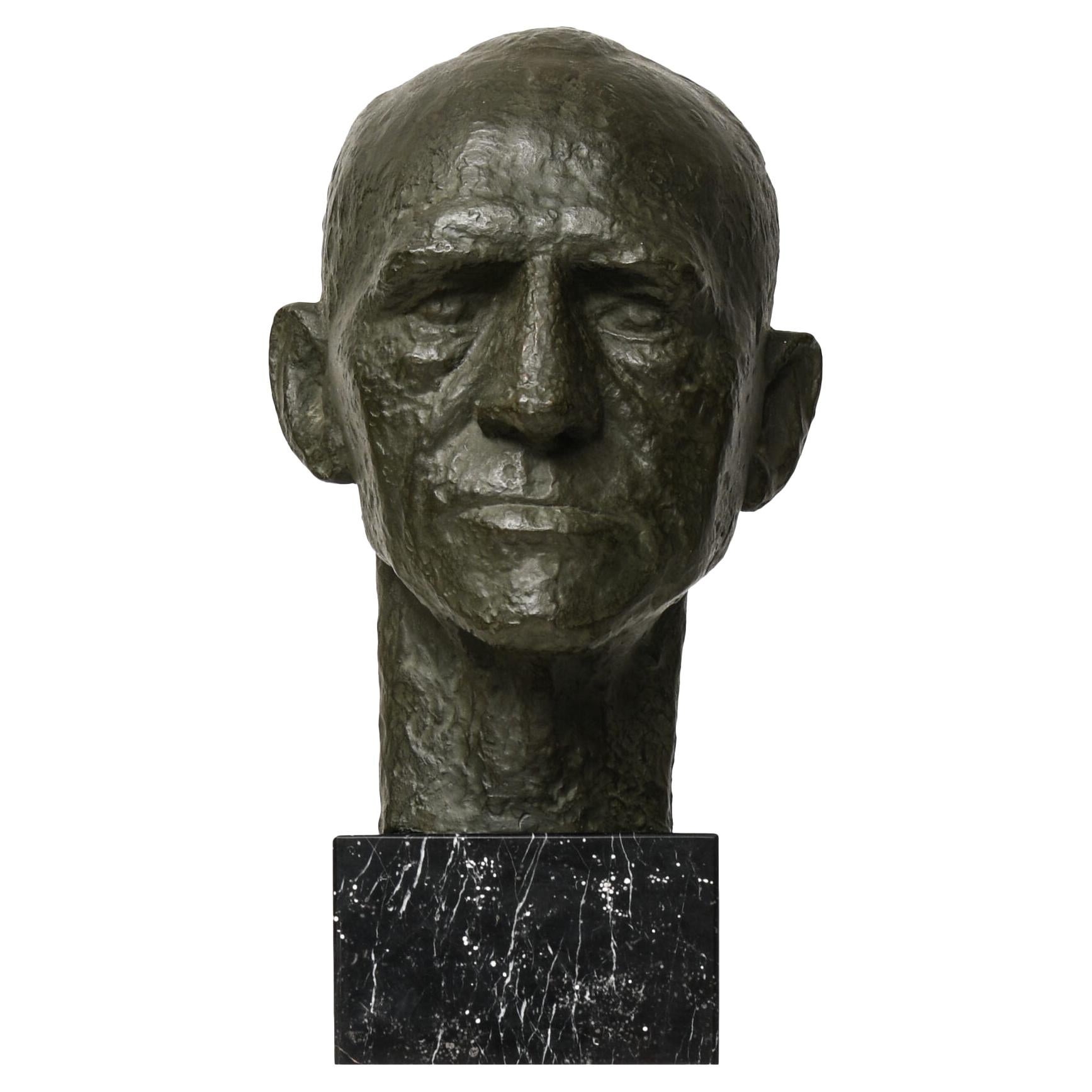 Scultura raffigurante il generale Harald Petri