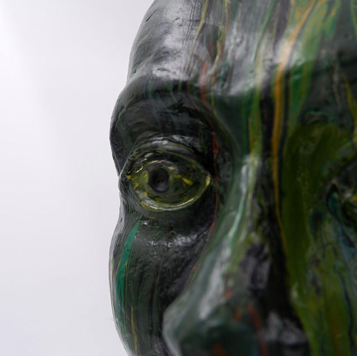 Scultura con colori versati - firmata in vendita 3
