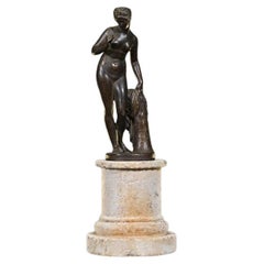 Escultura que representa una estatua de Venus, siglo XXI.