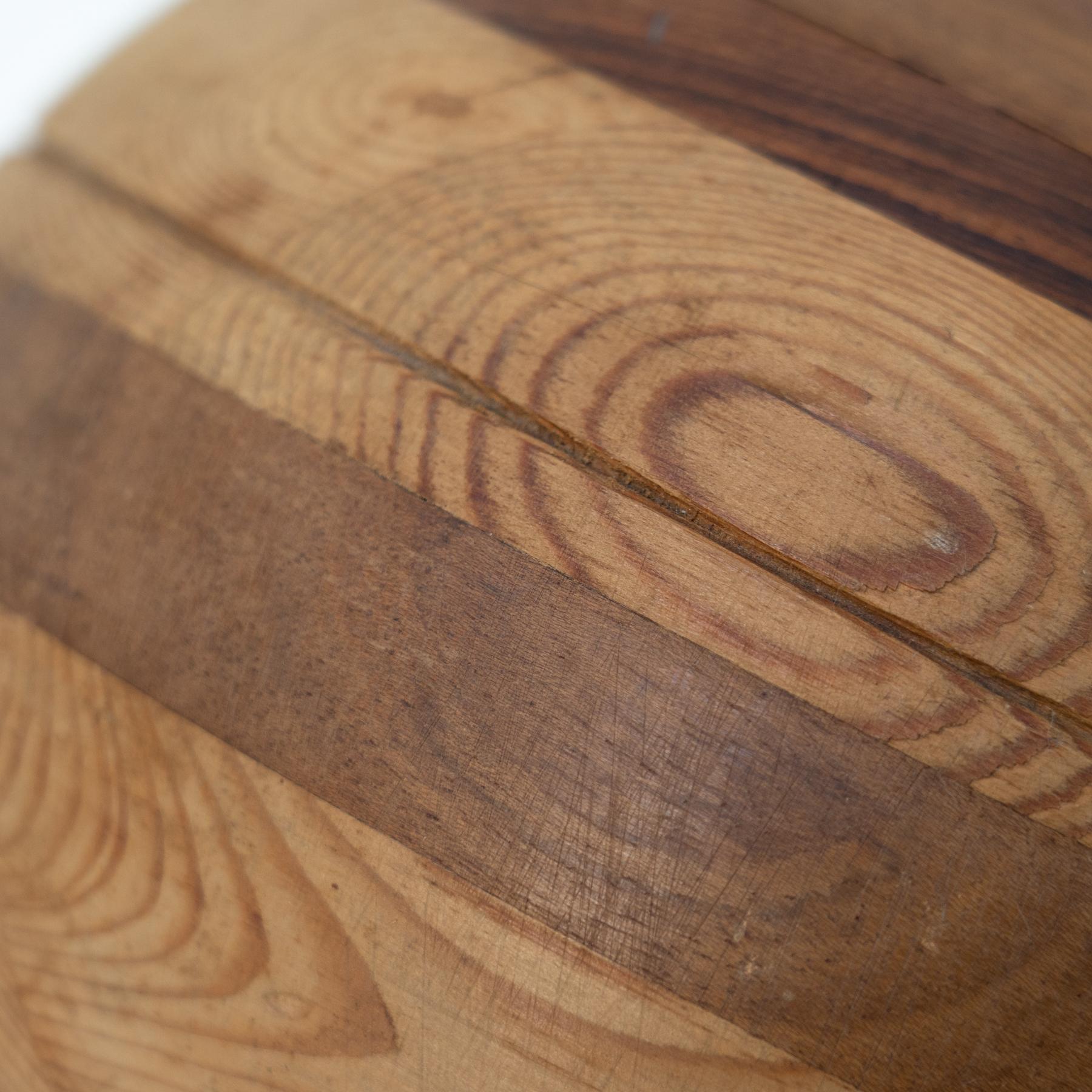 Escultura Trompo En Madera, circa 1990 en venta 7