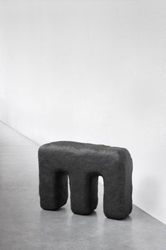 Escultura "Monolito táctil nº 3" de Stine Mikkelsen