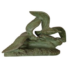 Skulptur aus Terrakotta, fliegende Möwen, Henri Bargas, signiert 1925, Art déco Frankreich