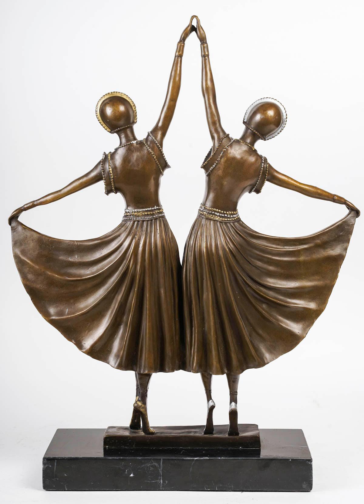 Sculpture, the Dancers in the Art Deco Style, 20th Century. For Sale 3