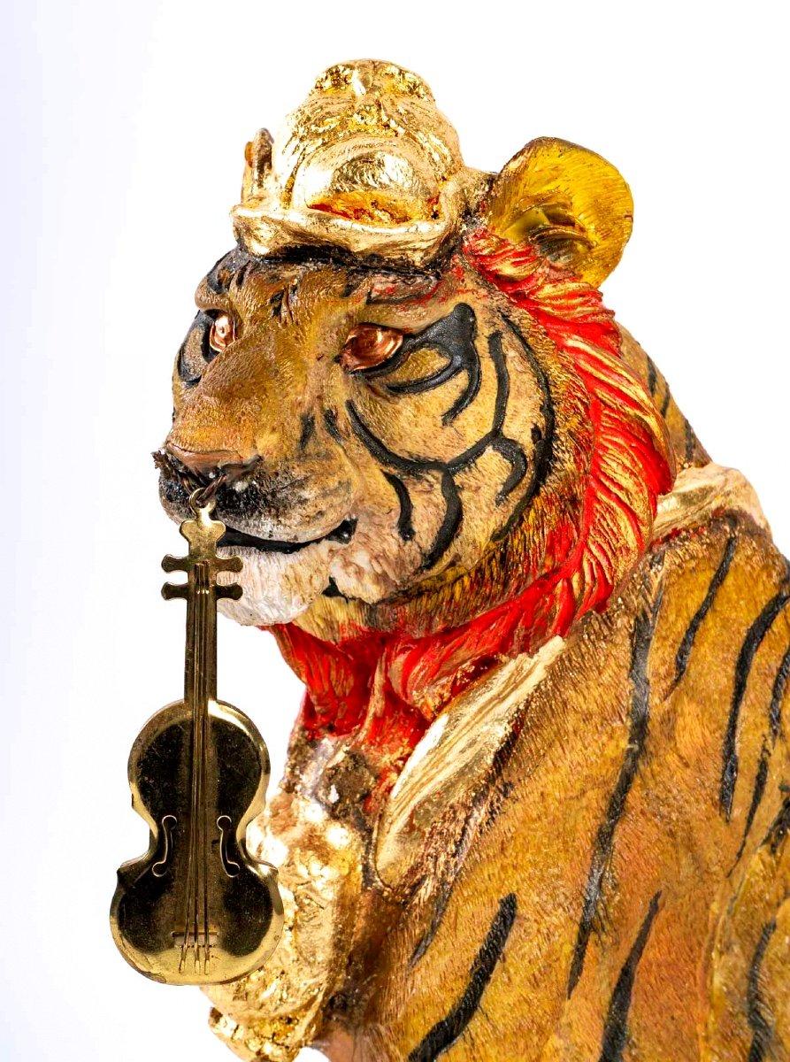 20ième siècle Sculpture The Tiger And The Bulldog (Le tigre et le taureau) - Aaron Hinojosa - XXe siècle en vente