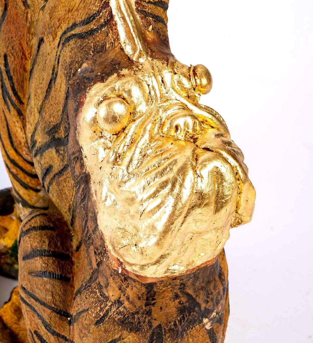 Skulptur „Der Tiger und der Bulldogge“ – Aaron Hinojosa – XX. Jahrhundert (Metall) im Angebot