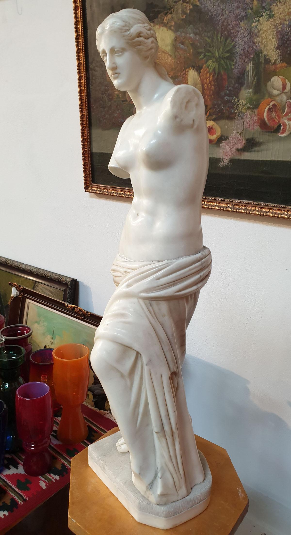 Sculpture “The Venus Of Milo”, marble
Almost a meter high, marble, unsigned sculpture,
depicting Aphrodite of Melos, commonly known as 